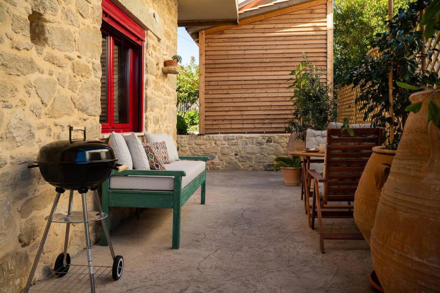 Physis Country House 2 Near Matala Beach & Faistos Kouses Extérieur photo