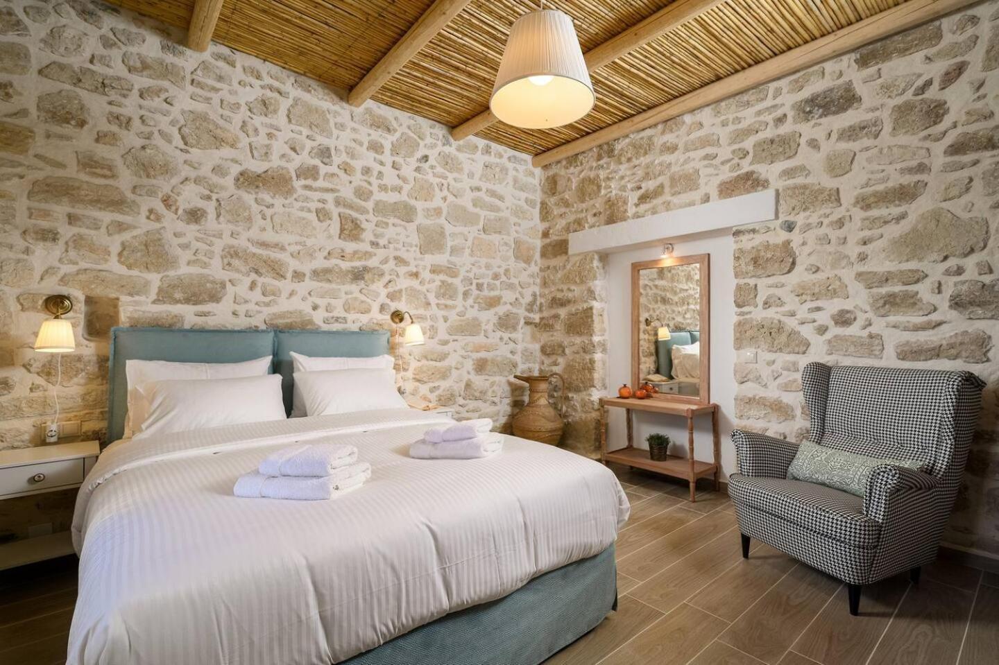 Physis Country House 2 Near Matala Beach & Faistos Kouses Extérieur photo